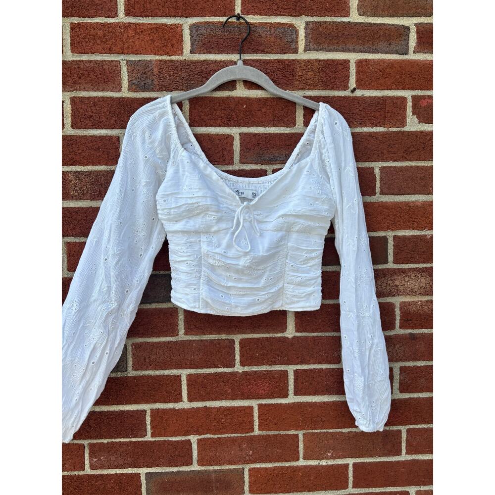 Hollister White Eyelet Crop Top Womens XS Long Sleeve Peasant Cottagecore Blouse - Picture 4 of 7